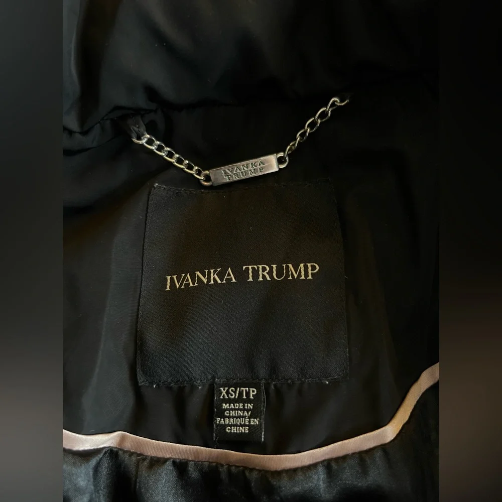 coat Ivanka Trump Black Puffer Coat Faux Fur Hood Long Quilted Jacket XS - Picture 8 of 8